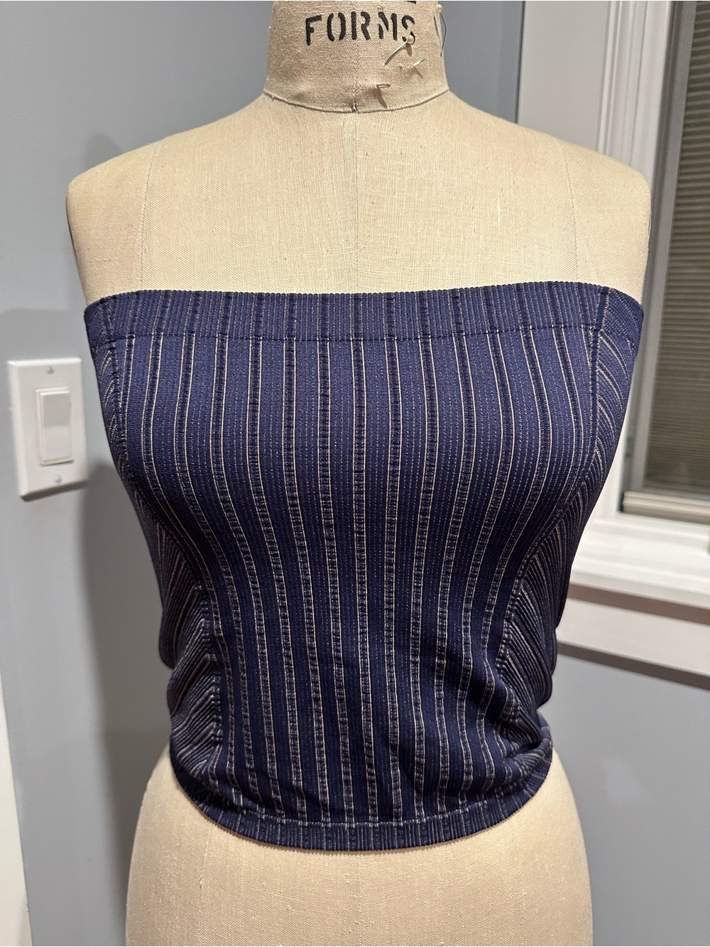 Urban Outfitters Out From Under Navy/Marin Striped Strapless Tube Top XL